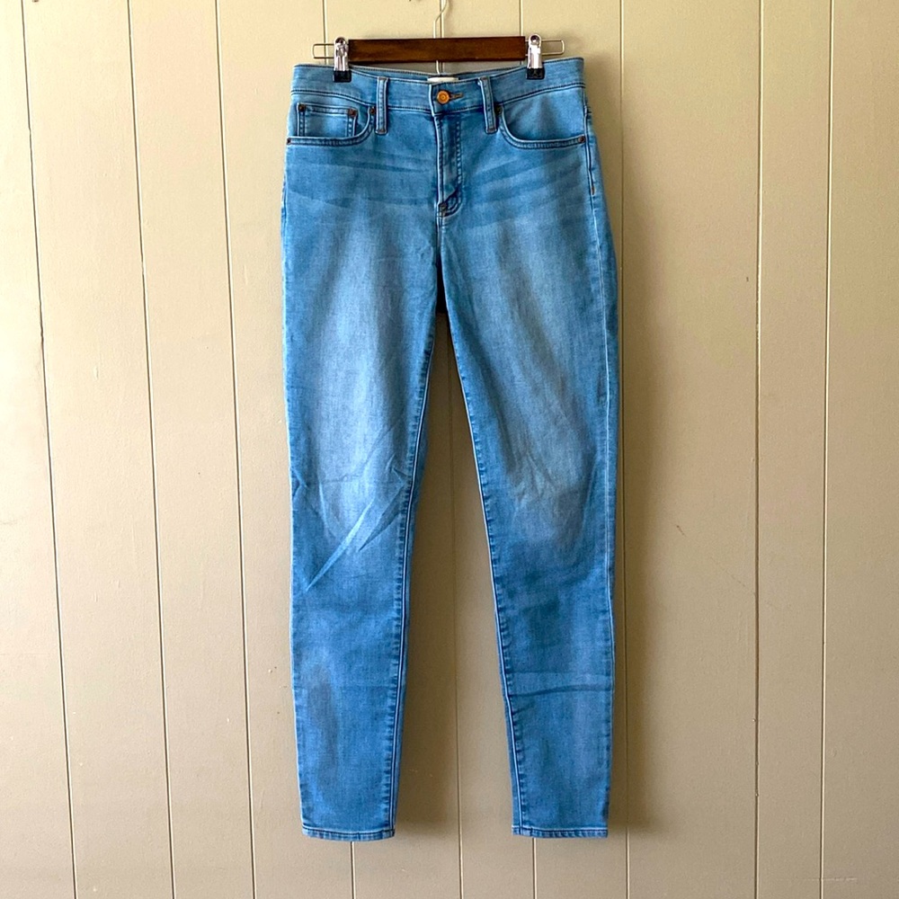 J. Crew Skinny Jean Pants Size 28T, zippered fly and their signature stretch